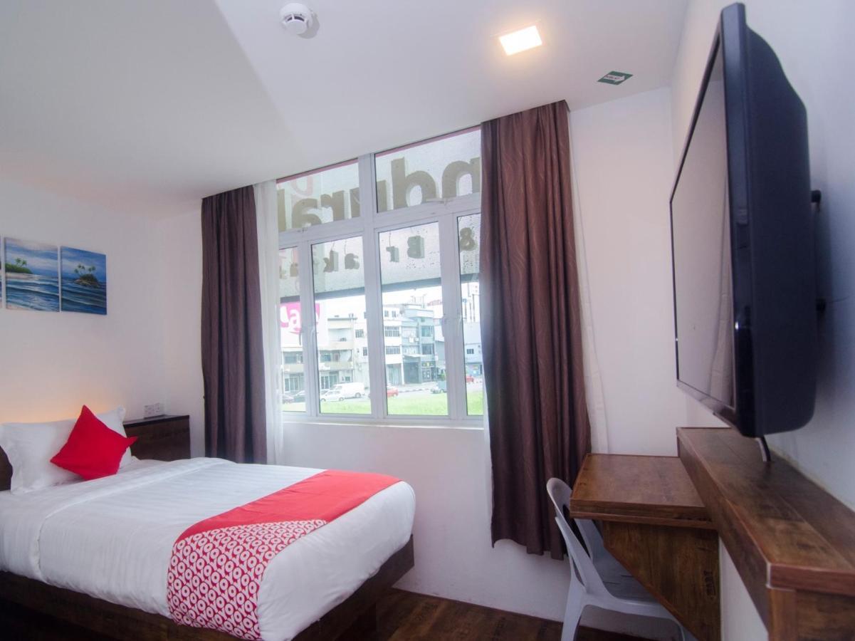 קוצ'ינג Oyo 836 Mandurah Room & Cafe מראה חיצוני תמונה