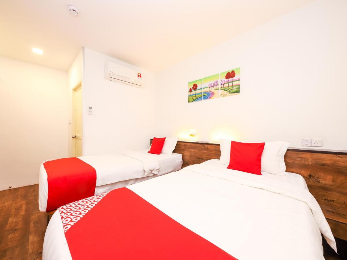 קוצ'ינג Oyo 836 Mandurah Room & Cafe מראה חיצוני תמונה