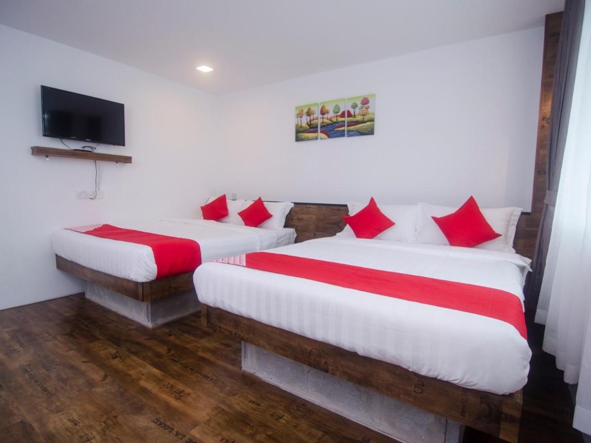 קוצ'ינג Oyo 836 Mandurah Room & Cafe מראה חיצוני תמונה
